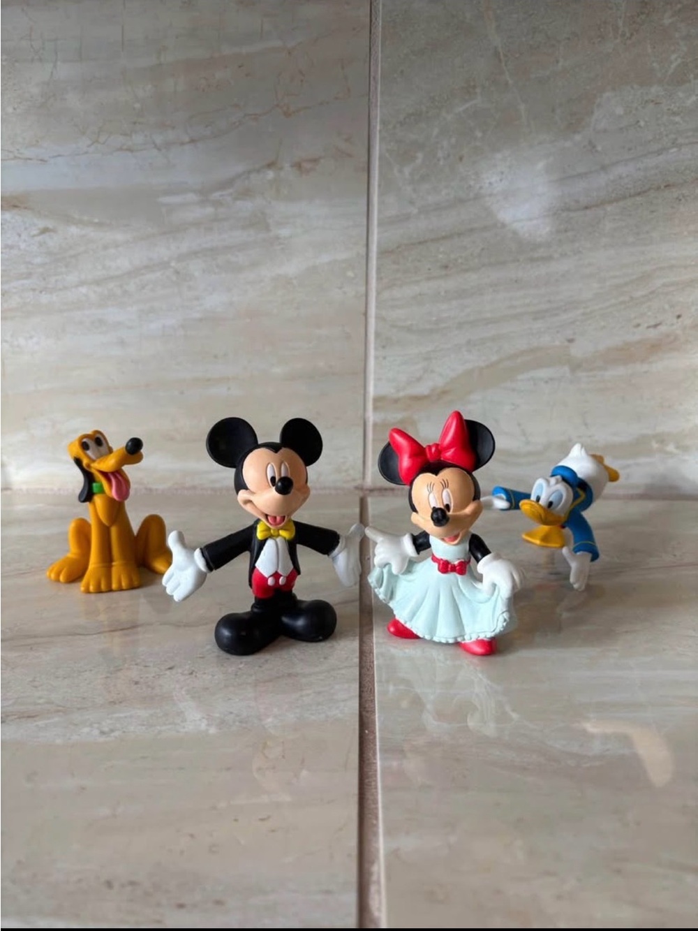 VTG 90’s Disney Figurines - Mickey, Minnie, Pluto and Donald
